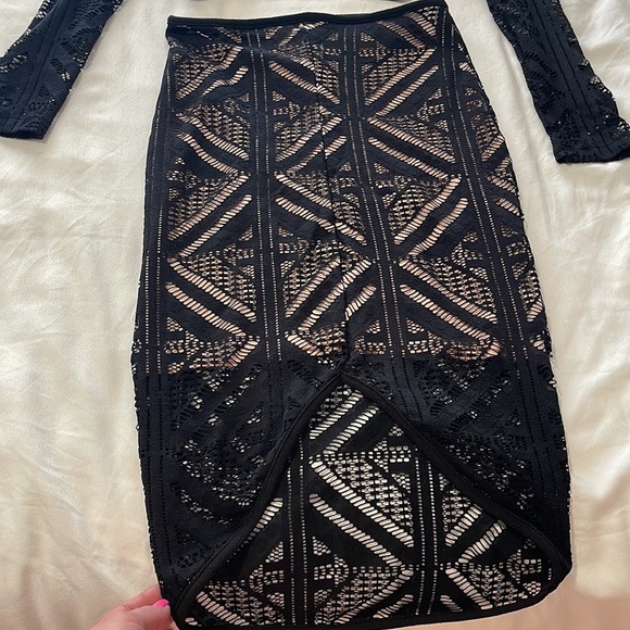 New 2 piece see through with beige material underneath set - Picture 5 of 9